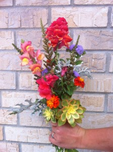 Floral arrangement - messy bouquet (Annika's)